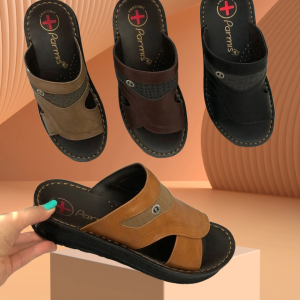 صندل مردانه پارمیس مشکی مدل 1002